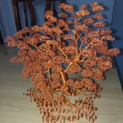 Arbol de alambre naranja tipo bonsai.png